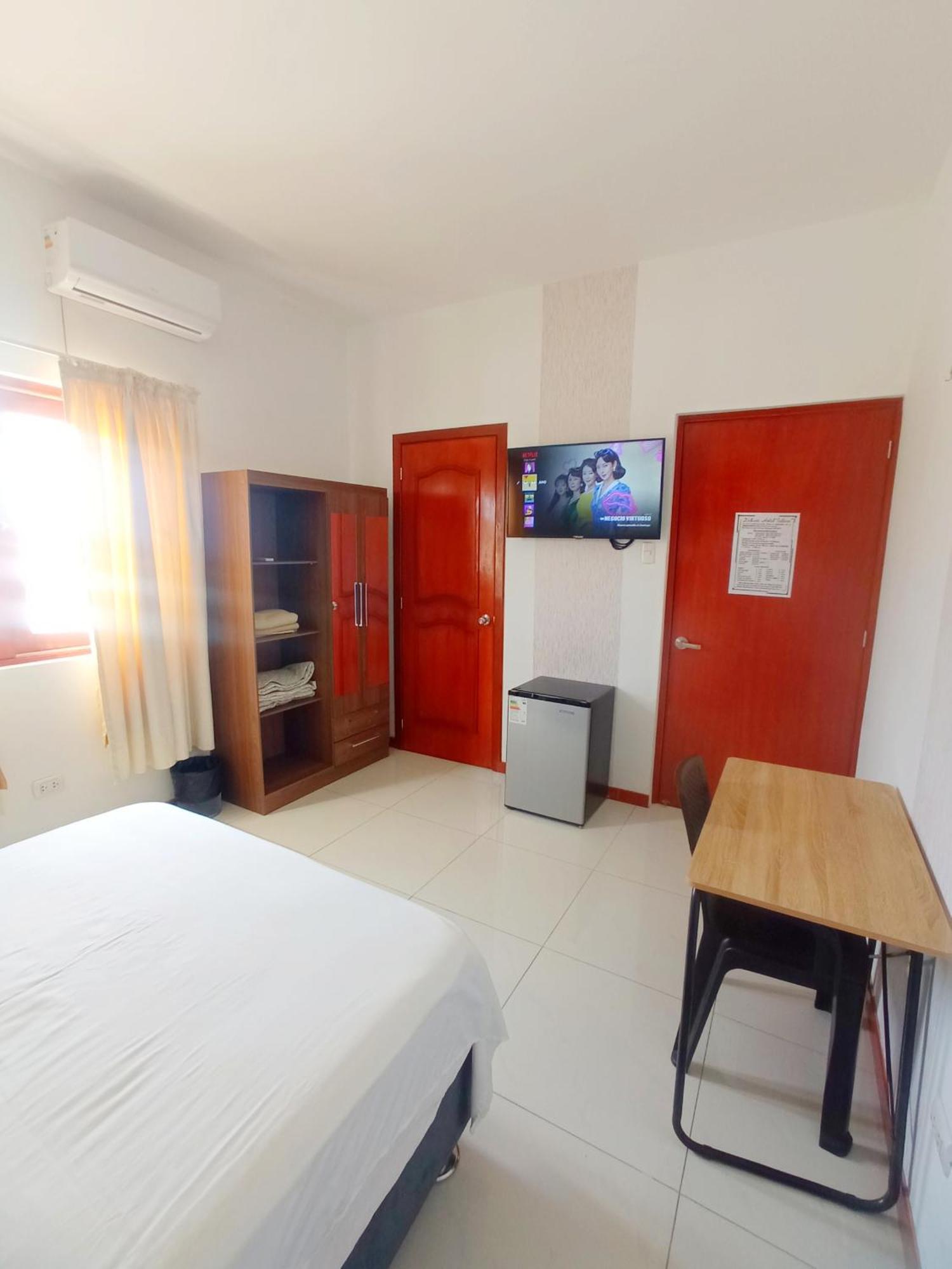 Deluxe Hotel Talara - A 5 Minutos Del Aeropuerto Y Plaza De Armas 外观 照片