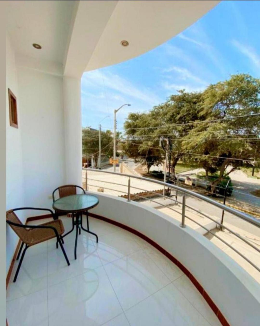 Deluxe Hotel Talara - A 5 Minutos Del Aeropuerto Y Plaza De Armas 客房 照片