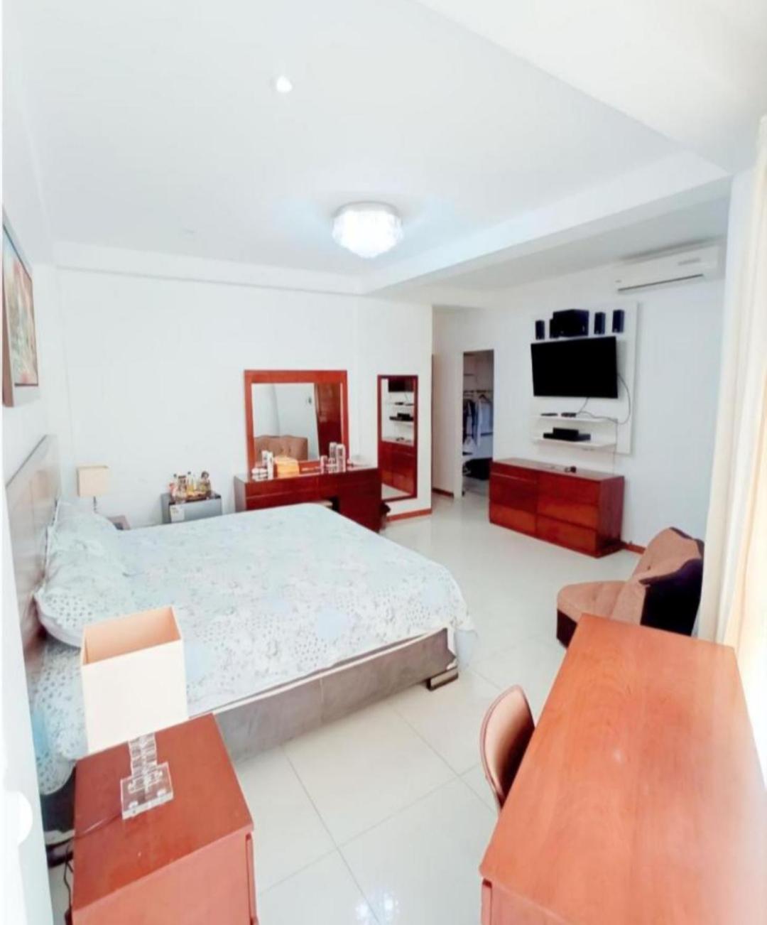 Deluxe Hotel Talara - A 5 Minutos Del Aeropuerto Y Plaza De Armas 客房 照片