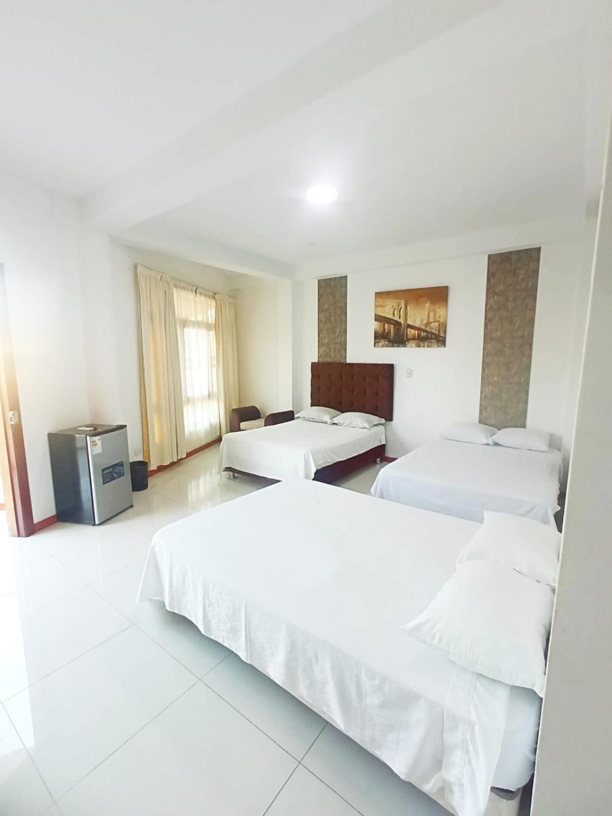 Deluxe Hotel Talara - A 5 Minutos Del Aeropuerto Y Plaza De Armas 外观 照片