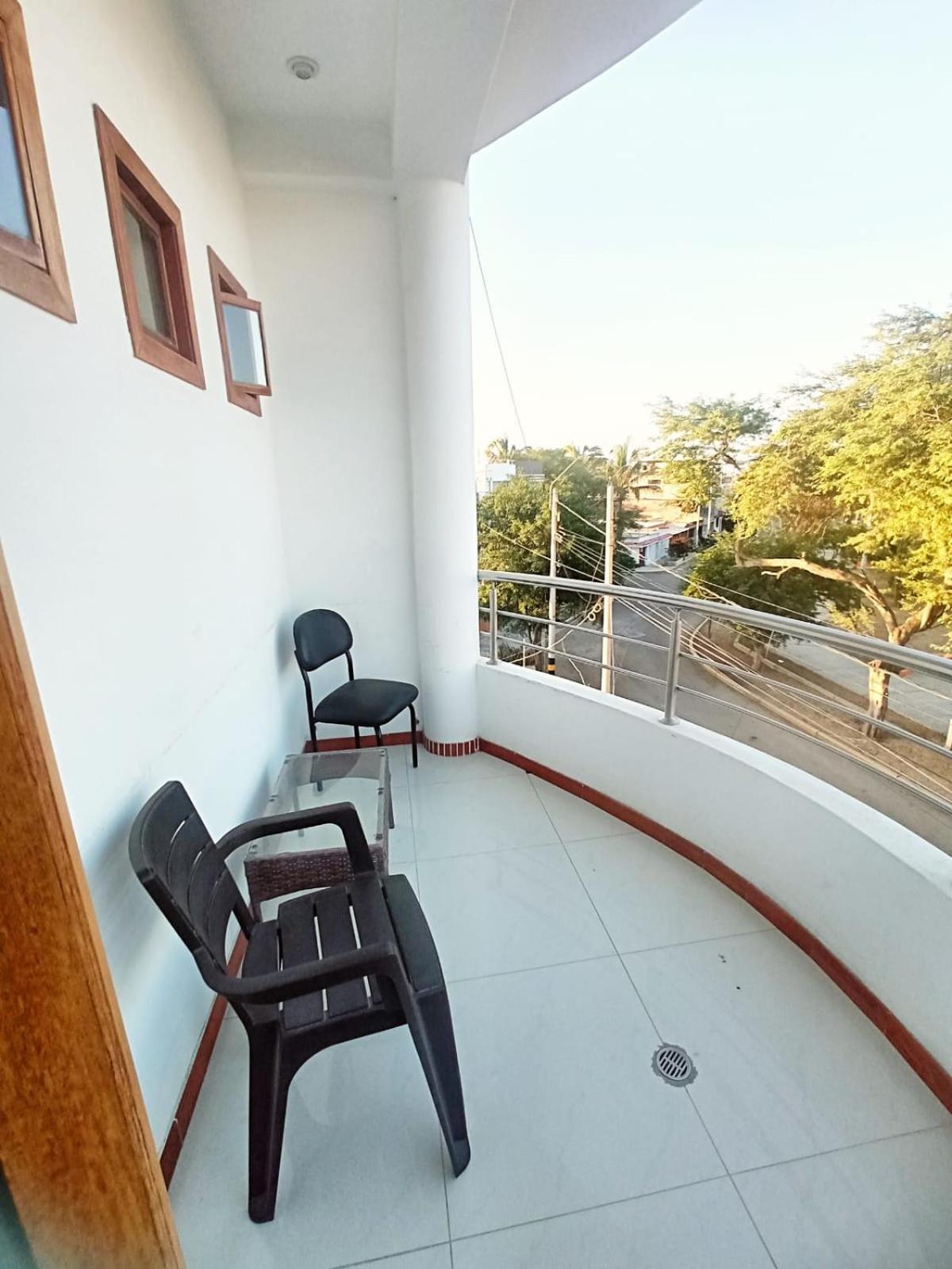 Deluxe Hotel Talara - A 5 Minutos Del Aeropuerto Y Plaza De Armas 外观 照片